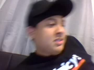 Ynggnc24 Chaturbate stream image from March 22, 2025