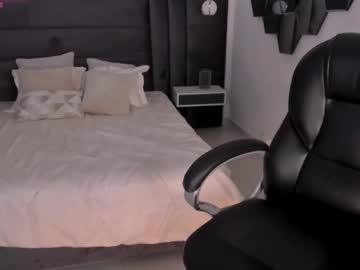Mileycruz_ Chaturbate stream image from March 22, 2025