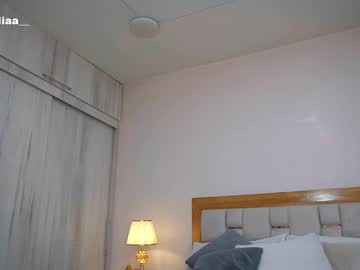 Missjuliaa_ Chaturbate stream image from March 22, 2025