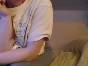 Red_In_The_Head_Fire_In_Thebed Chaturbate stream image from March 22, 2025