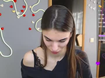 Emmygreans Chaturbate stream image from March 22, 2025