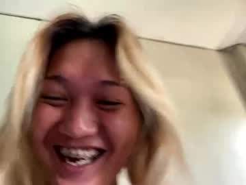 Yourdreampinayx Chaturbate stream image from March 22, 2025
