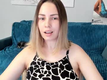 Kimiacandy Chaturbate stream image from March 22, 2025