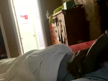 Moneyoverhoes3 Chaturbate stream image from March 22, 2025