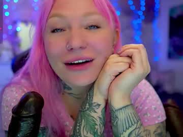 Blackedbarbie Chaturbate stream image from March 22, 2025