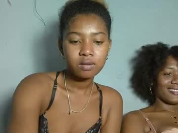 Florencia011 Chaturbate stream image from March 22, 2025