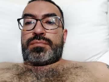 Luis2988z Chaturbate stream image from March 22, 2025