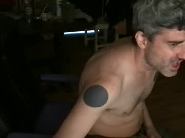 Rousshen Chaturbate stream image from March 22, 2025