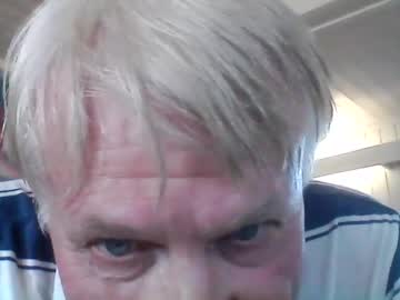 Icallmearve Chaturbate stream image from March 22, 2025