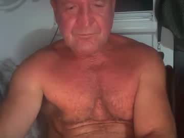 Ozzrock Chaturbate stream image from March 22, 2025