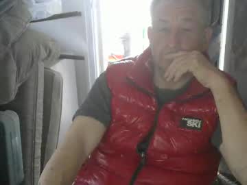 Projectorepson Chaturbate stream image from March 22, 2025
