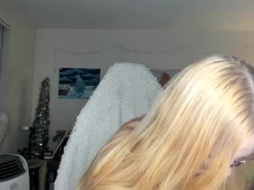 Audreyalien Chaturbate stream image from March 22, 2025