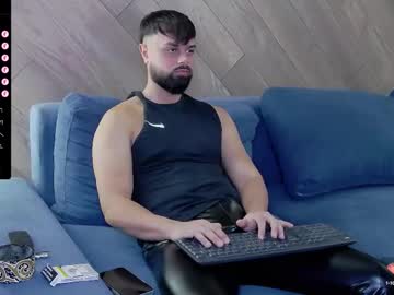 Maxhunterx_ Chaturbate stream image from March 22, 2025