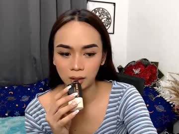 Zialustts Chaturbate stream image from March 22, 2025