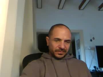 Emmagold123 Chaturbate stream image from March 22, 2025