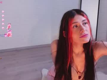 Kristinaxscott Chaturbate stream image from March 22, 2025