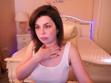 Mirandawarm Chaturbate stream image from March 22, 2025
