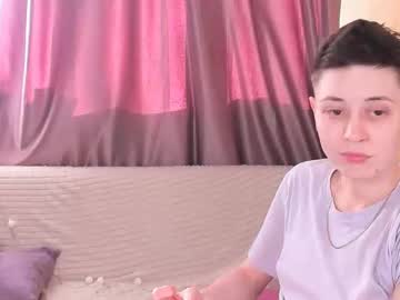 Tom_Evik Chaturbate stream image from March 22, 2025