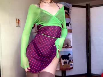 Magic_Mini_Moon Chaturbate stream image from March 22, 2025