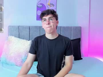 Noah_Spencer Chaturbate stream image from March 22, 2025