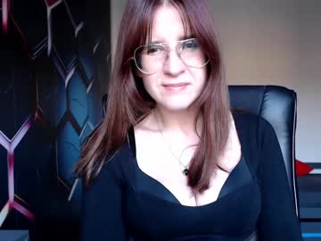Kayalips Chaturbate stream image from March 22, 2025