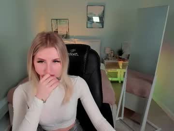 Cattykitt Chaturbate stream image from March 22, 2025