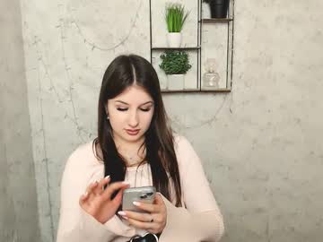 _Miaangel_ Chaturbate stream image from March 22, 2025