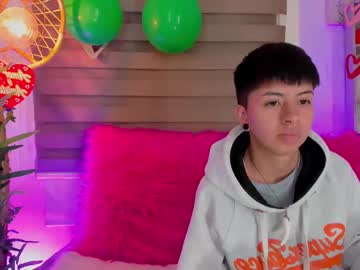 Tommy_Blue1 Chaturbate stream image from March 22, 2025