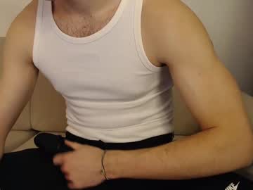 Studfromparis Chaturbate stream image from March 22, 2025