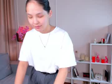 Orvahickey Chaturbate stream image from March 22, 2025