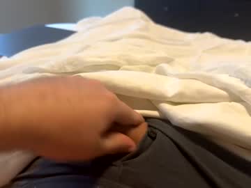 Softslickandsweet Chaturbate stream image from March 22, 2025