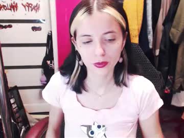Valeriaxkiss Chaturbate stream image from March 22, 2025