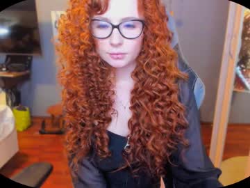 Klementinagirl Chaturbate stream image from March 22, 2025