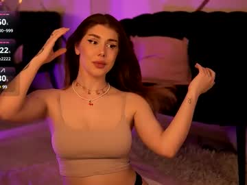 Chloechavez Chaturbate stream image from March 22, 2025