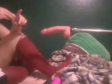 Ilovedonuts77 Chaturbate stream image from March 22, 2025