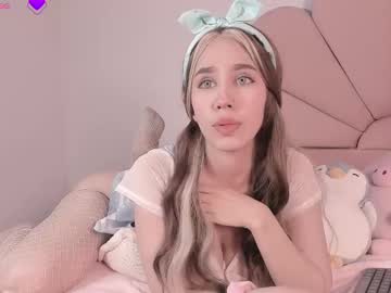 Madelin_Clerk Chaturbate stream image from March 22, 2025