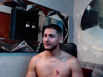 Bem_Pearsonn Chaturbate stream image from March 23, 2025