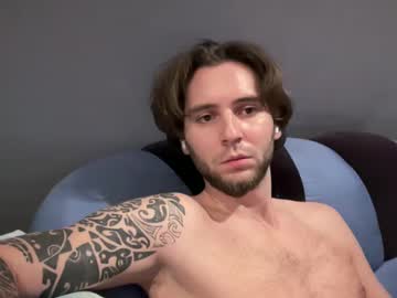 Quriff Chaturbate stream image from March 23, 2025