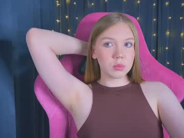Uari_U Chaturbate stream image from March 23, 2025