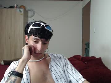 Boy_Fox_Guys Chaturbate stream image from March 23, 2025