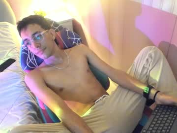 Liam_Boyporn Chaturbate stream image from March 23, 2025