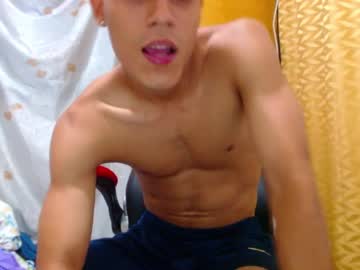 Lion_Grr Chaturbate stream image from March 23, 2025