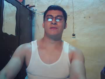 Oomaurooo Chaturbate stream image from March 23, 2025