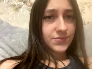Viktoria9898 Chaturbate stream image from March 23, 2025
