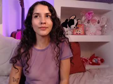Lailypink Chaturbate stream image from March 23, 2025