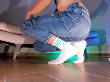 Axellcollins Chaturbate stream image from March 23, 2025