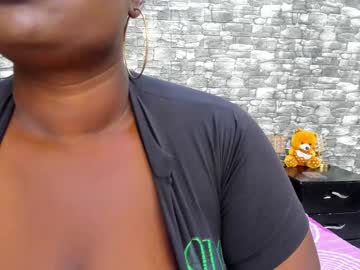 Emilykorz Chaturbate stream image from March 23, 2025
