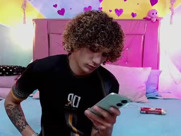 Rich_De_La_Rosa Chaturbate stream image from March 23, 2025