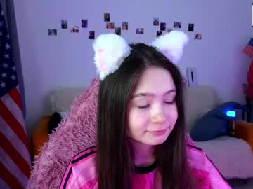 Shyvivi_ Chaturbate stream image from March 23, 2025