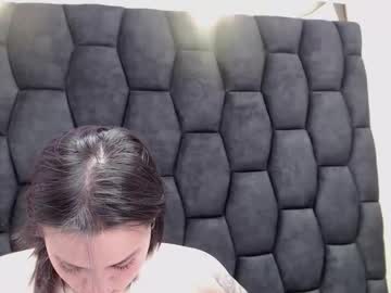 Kay_Stone Chaturbate stream image from March 23, 2025